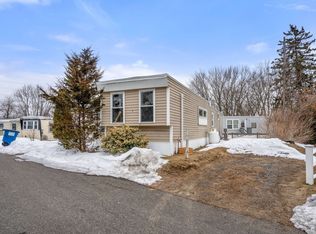 350 West St #5, Ludlow, MA 01056