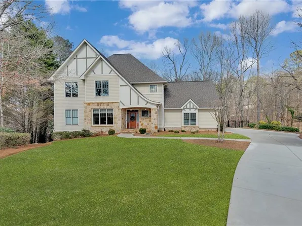 165 Highland Oaks Ct, Milton, GA 30004