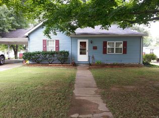 334 W McClernand Ave, Shawneetown, IL 62984