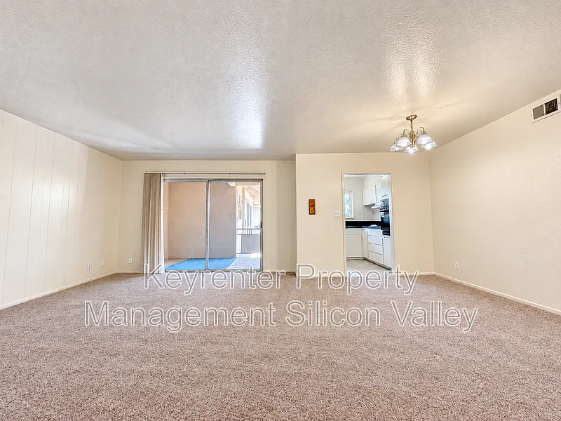 1 bed, 1.0 bath, 735 sqft, $2,450 — Photo 3