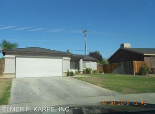 5206 Windy Peak St, Bakersfield, CA 93307