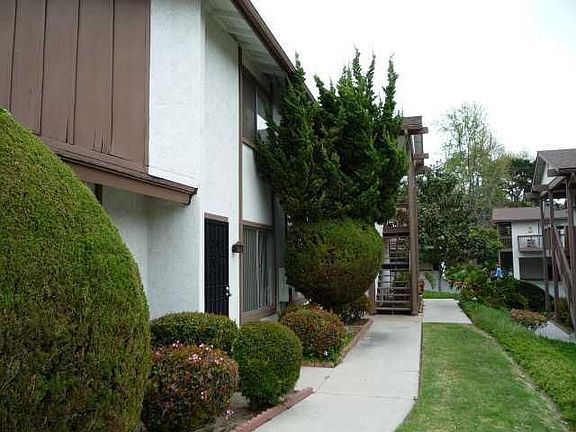 2nd image of 8267 Echo Dell Rd