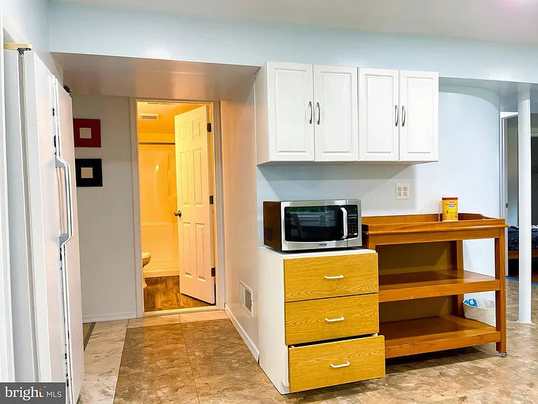 9122 Bridgewater St #A — Photo 11