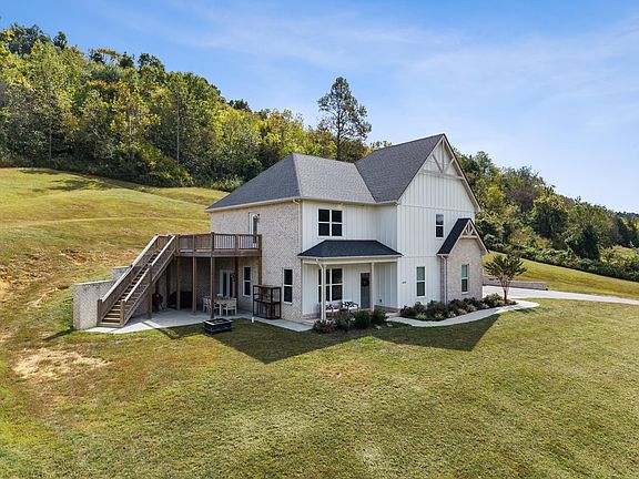 3rd image of 4692 Gossburg Rd