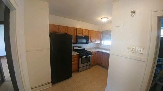 2nd image of 12 Russell Rd #2FF