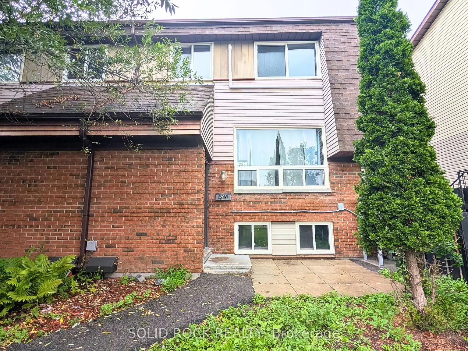 3 bed, $2,500 — Photo 2