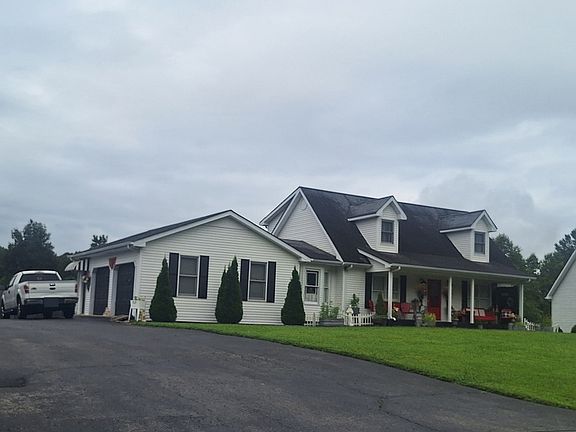 3rd image of 2637 Preakness Dr