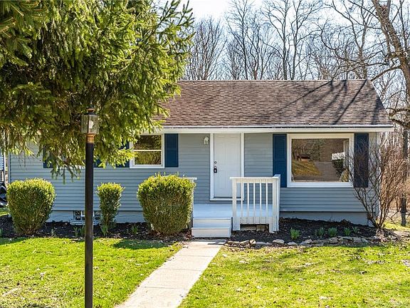 3rd image of 2739 Prospect Dr