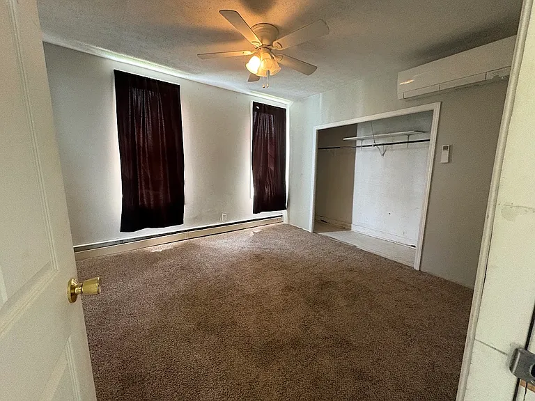 307 W South St — Photo 6