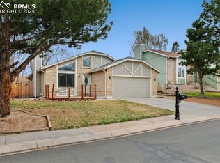 3865 Moose Run Dr, Colorado Springs, CO 80918