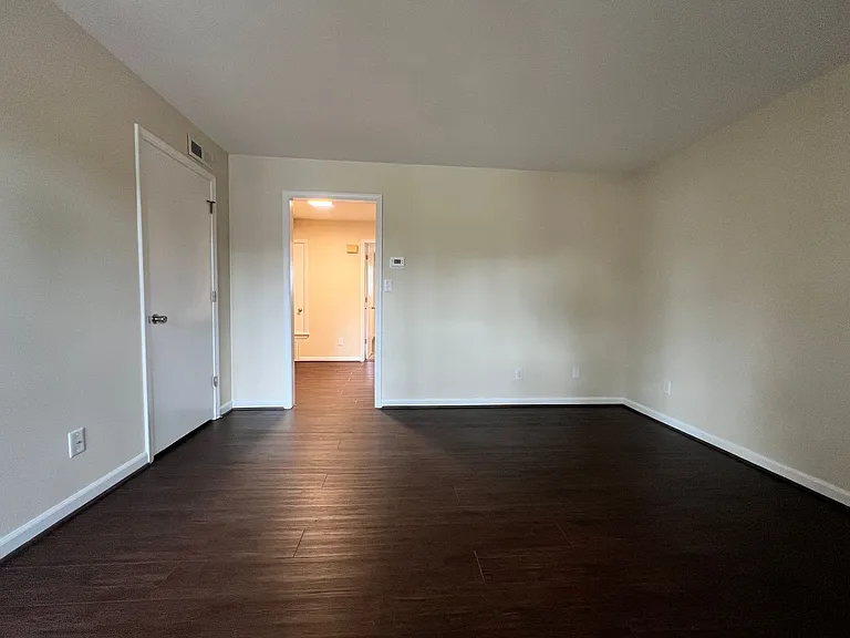 Stone Ridge Apartments- Convenient Location — Photo 24