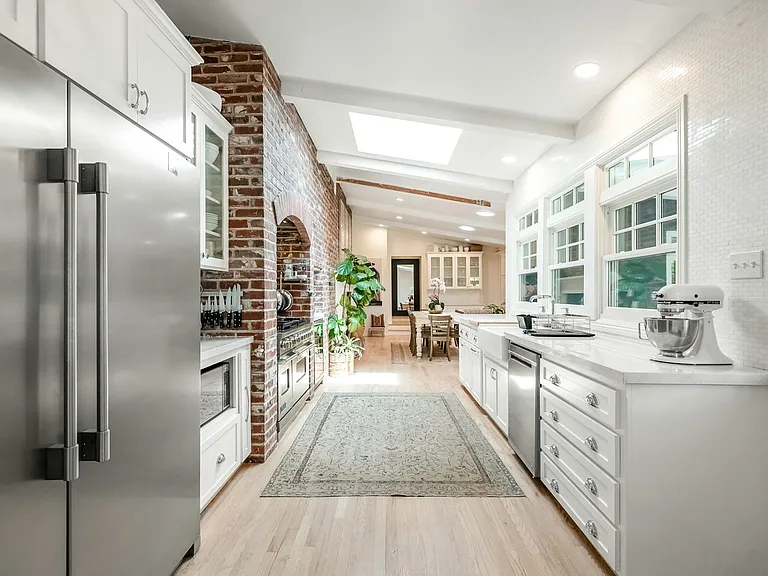 1531 W Laurel Ave — Photo 21