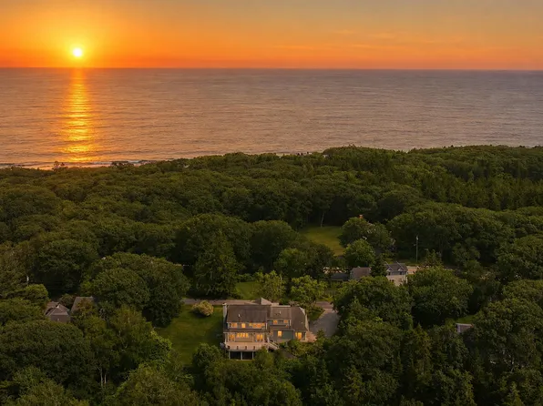 20 Beacon Lane, Cape Elizabeth, ME 04107