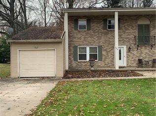 3824 Oneida St, Stow, OH 44224
