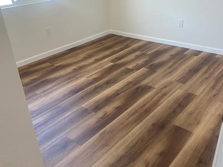 8006 Towne Ave — Photo 5