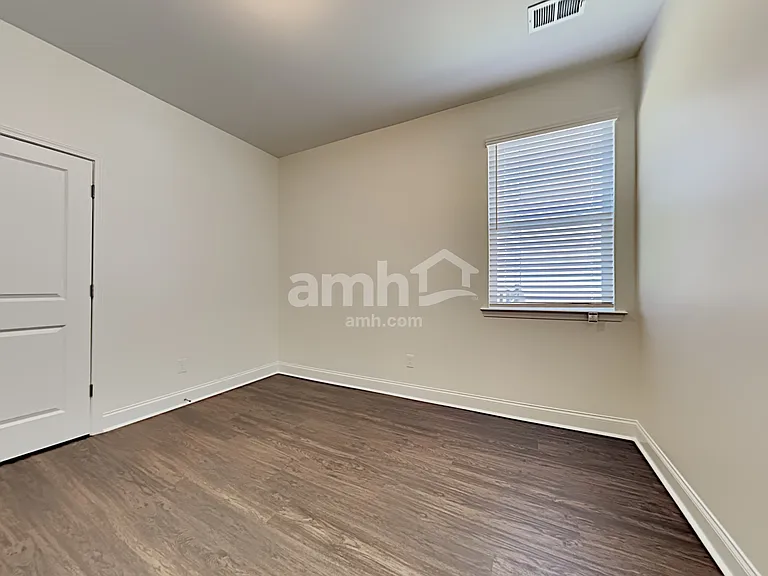 299 Bering Ln — Photo 11