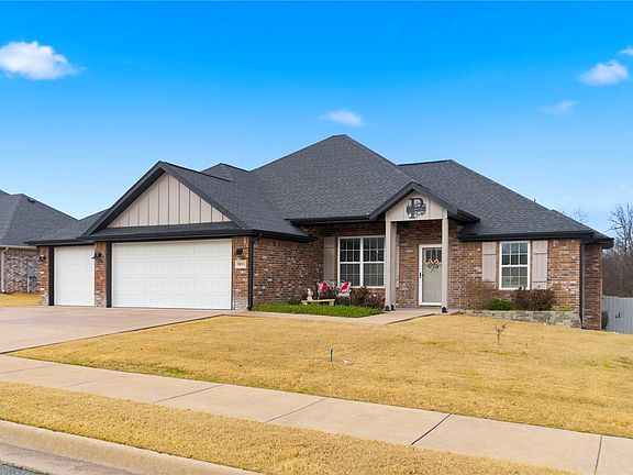2nd image of 9011 Overland Dr