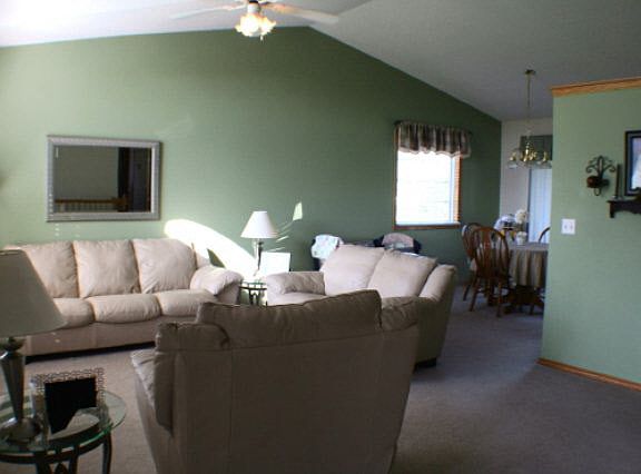 2nd image of 2607 Rushwood Dr