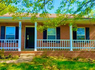 125 Waterford Dr, Oak Grove, KY 42262