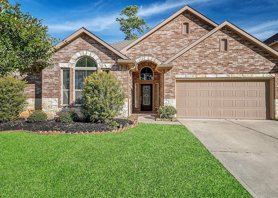 GREAT CURB APPEAL