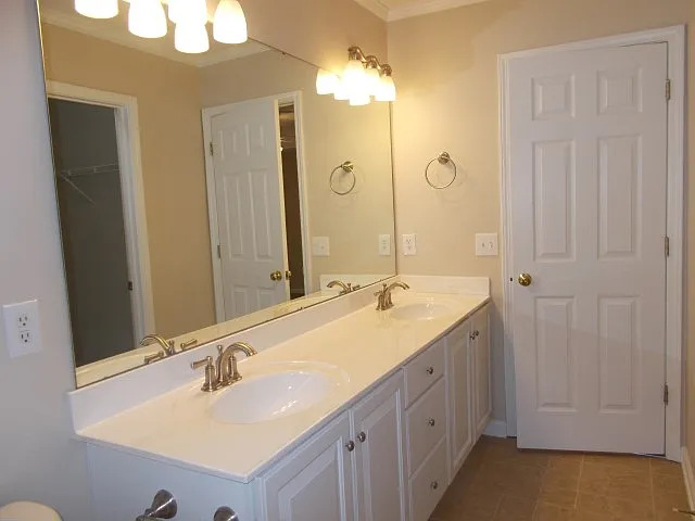 8526 Fox Tail Ln — Photo 10