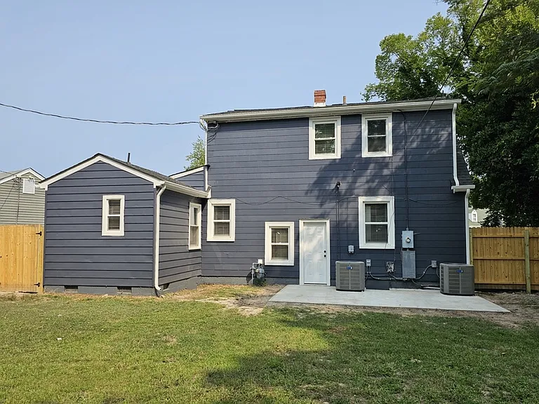 3907 E Chatham Dr — Photo 20