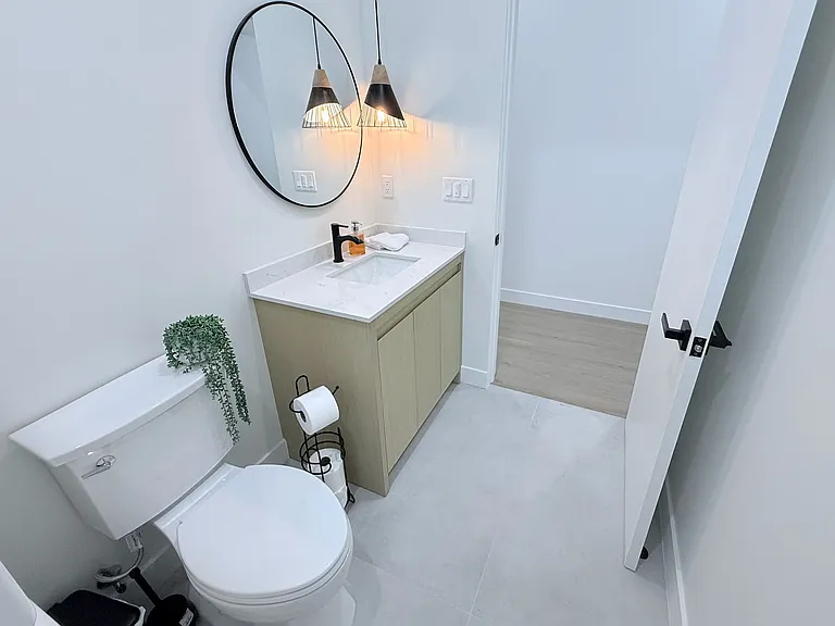 5725 Bertrand Ave #1/2 — Photo 26