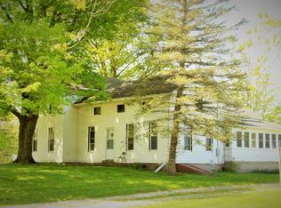 8710 Sand Rd, Bellevue, MI 49021