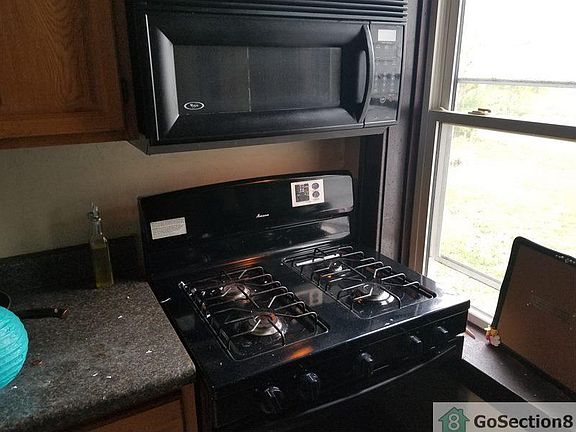 4th image of 6516 Glenmore Ave