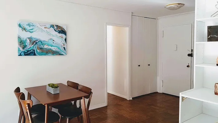 Rented by Owner | media 25