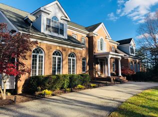 11220 September Ln, Fairfax Station, VA 22039