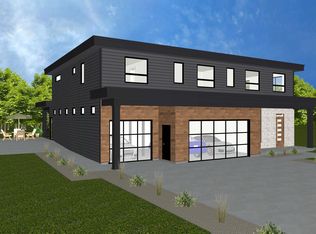 60 Ada Hills Dr, Ada, MI 49301