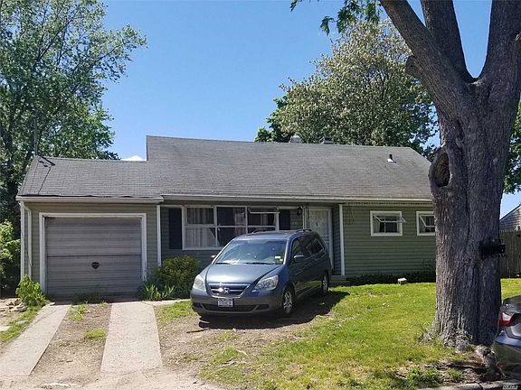 2nd image of 208 Westwood Dr