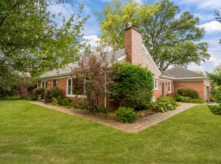 1014 S Ridge Rd, Lake Forest, IL 60045