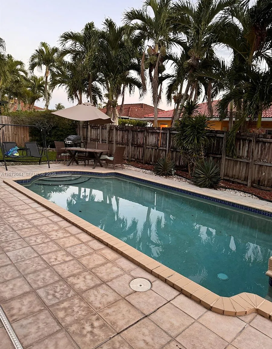Christina Estates — Photo 1