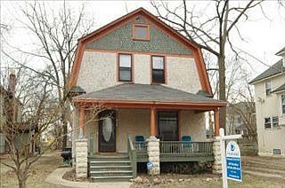 1st image of 414 Elm St