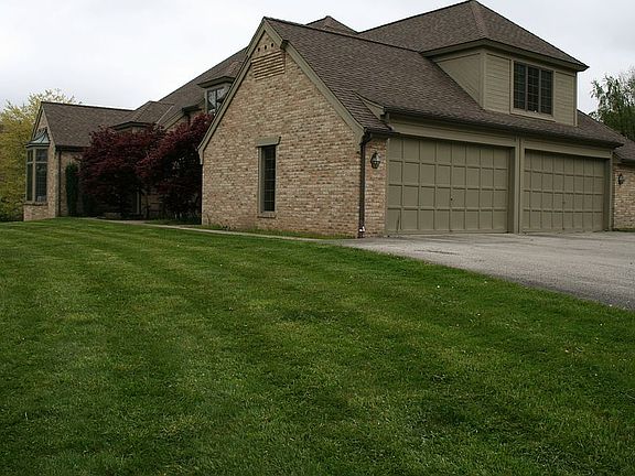 4th image of 3900 Bridgewood Cir