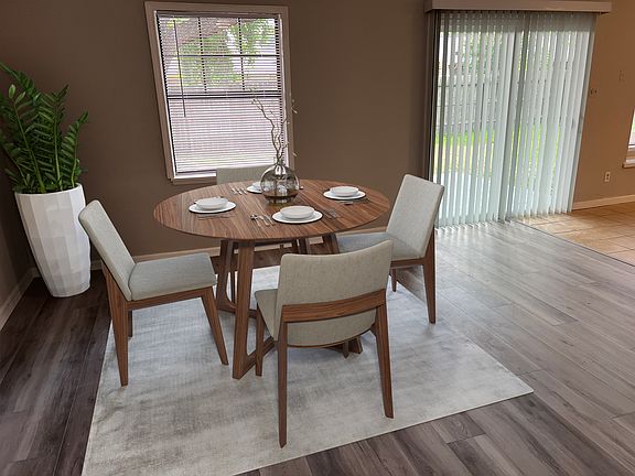 Virtual Staging of Dining Area