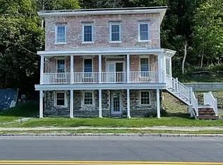 9 S Main St #1, Castleton On Hudson, NY 12033