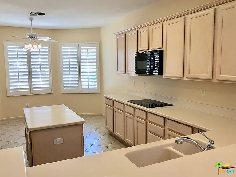 78817 Abalone Way — Photo 4