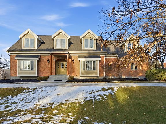 2nd image of 16 Gatehouse Ln