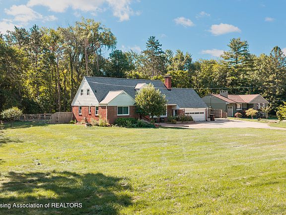 2nd image of 4576 Herron Rd
