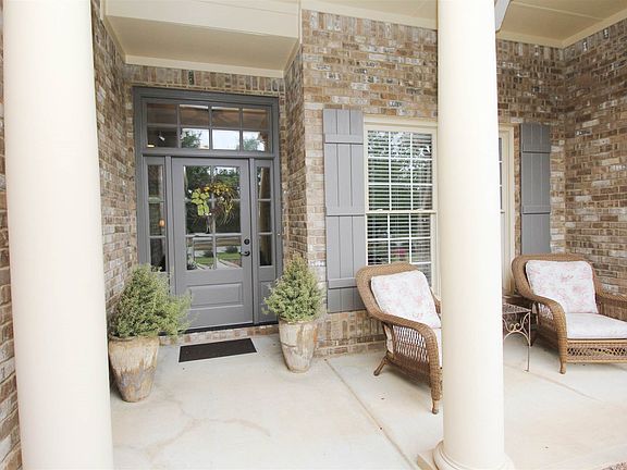 3rd image of 344 Lake Forest Dr
