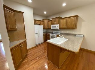 5577-5623 N 17th St #5617, Ozark, MO 65721