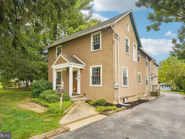 4 Crumley Ave, Malvern, PA 19355