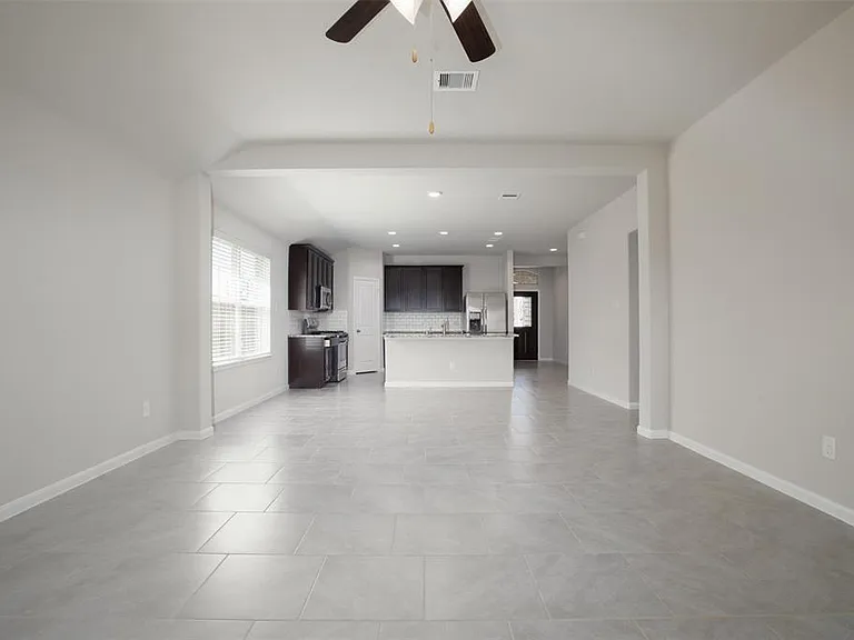18435 Grayson Bluff Way — Photo 4