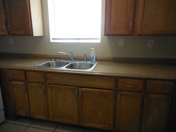 4th image of 133 Keeney Ct #1-A