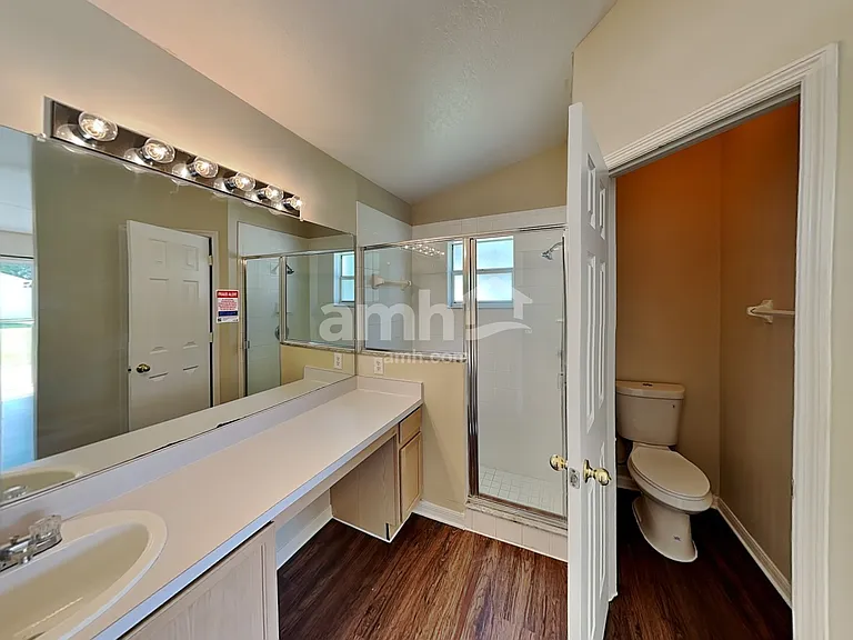 2423 Hybrid Dr — Photo 10
