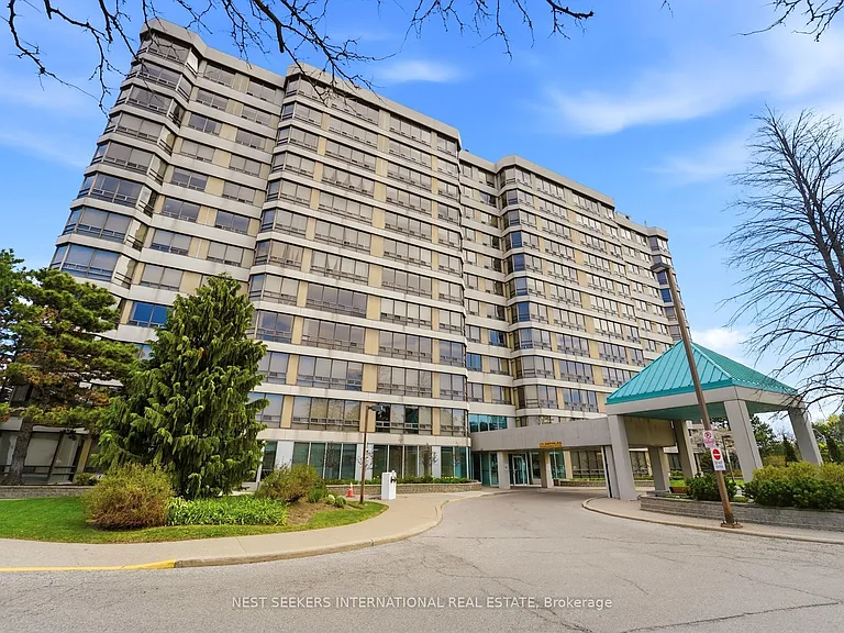 310 Mill St S #811 — Photo 1