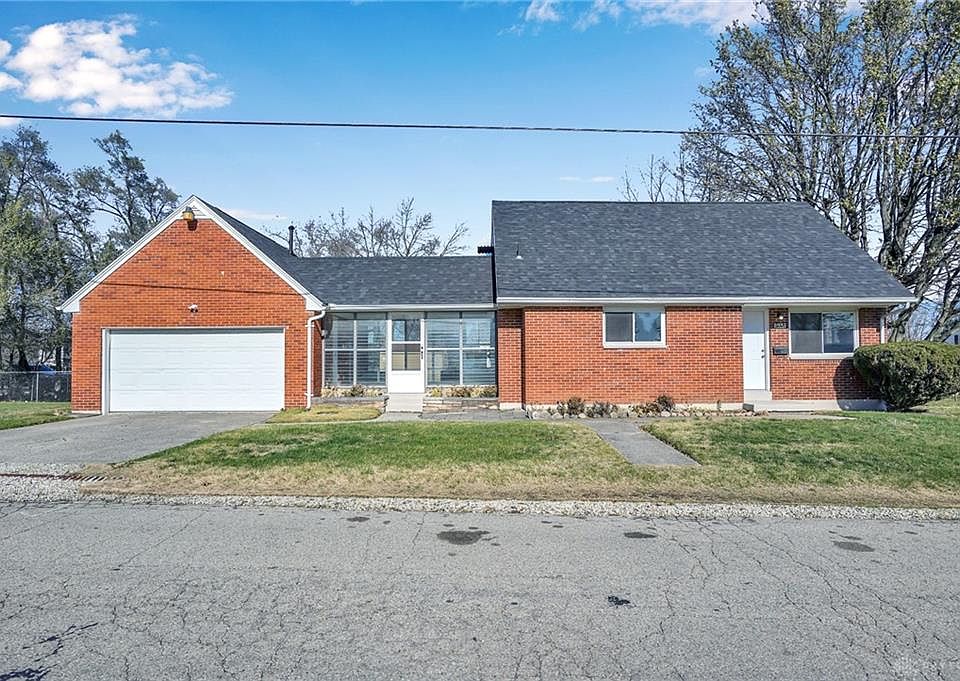 1st image of 1441 Flesher Ave